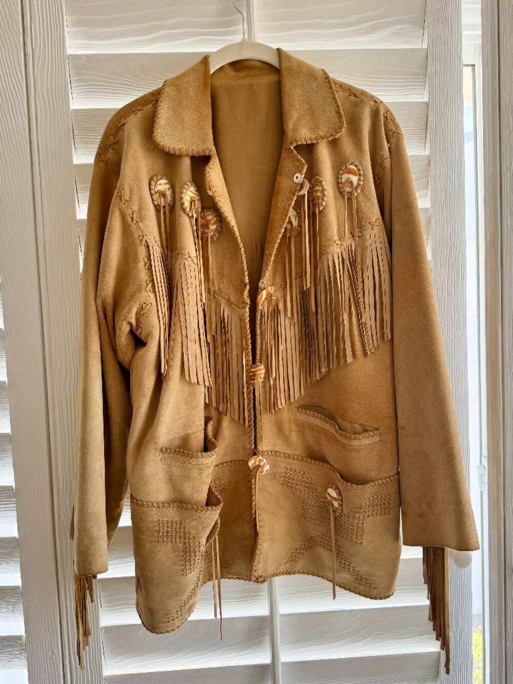 EXQUISITE VINTAGE SUEDE FRINGE JACKET